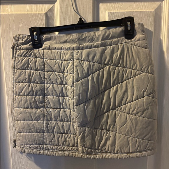 Smartwool Light Gray Quilted Mini Skirt - Picture 2 of 6